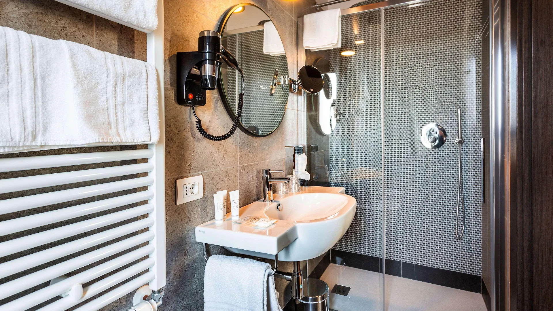 Best Western Titian Inn Hotel Treviso Silea 4*,