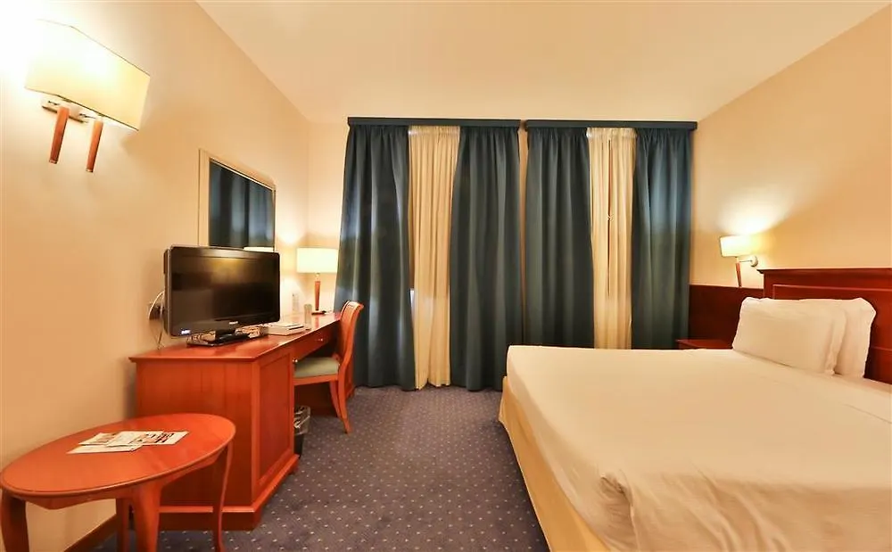 BEST WESTERN Titian Inn Hotel Treviso Silea 4*,